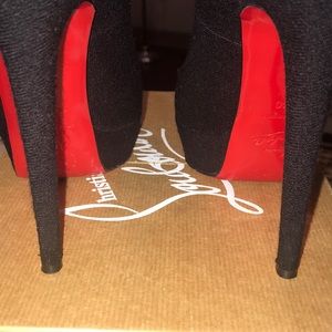 Christian Louboutin Bianca Flannel Pumps- Black